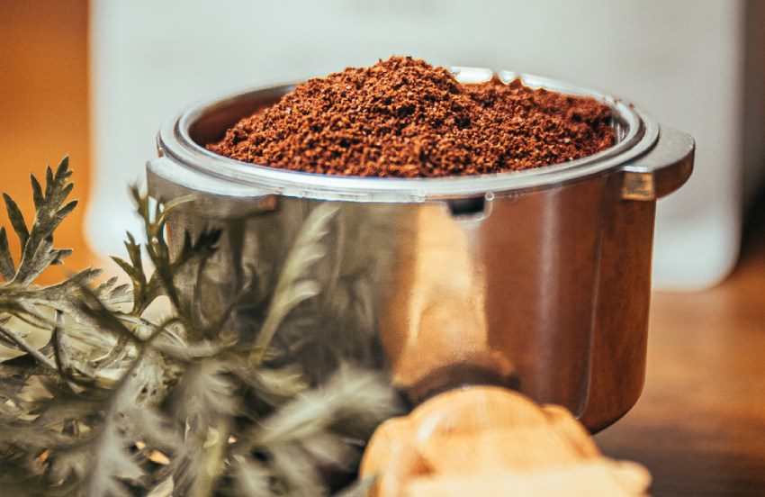 No Coffee Grinder? 8 Easy Ways To Grind Coffee Beans Without A Grinder 
